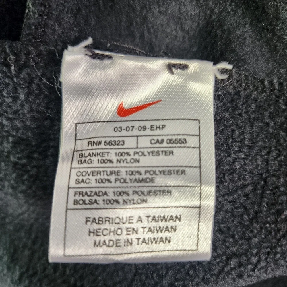 Y2K Nike‎ Fleece Blanket Backpack 59x39 Black Red Packable Travel Vacation Game